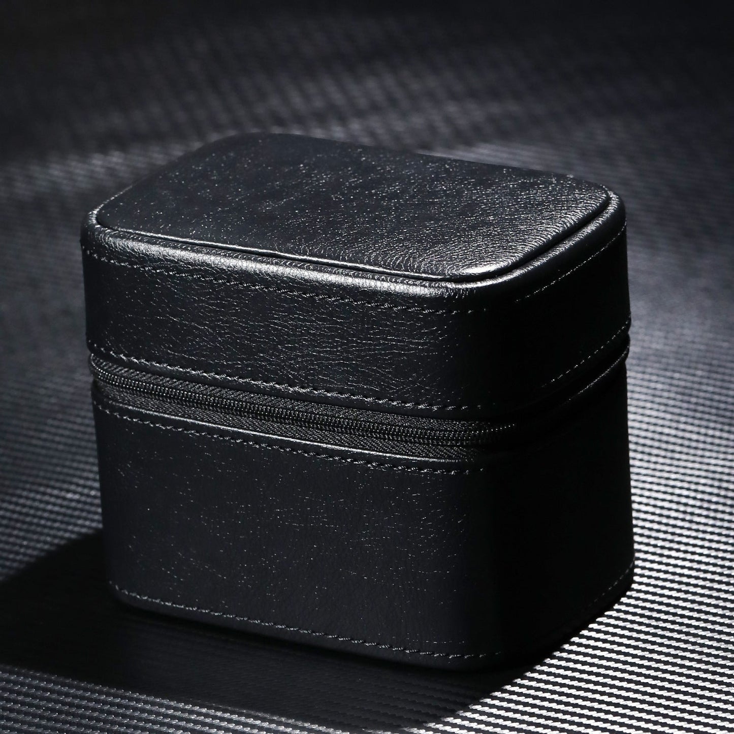 Pu Leather Lychee Pattern Watch Box - with Zipper