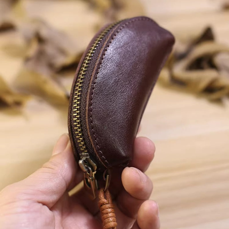 Retro cowhide small storage bag