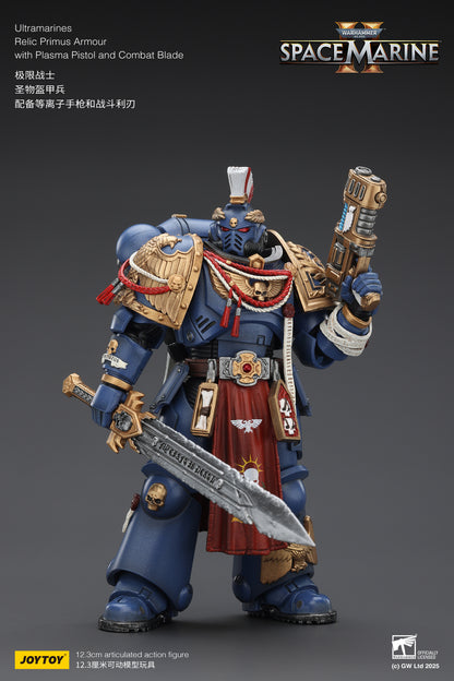 Ultramarines Relic Primus Armour with Plasma Pistol and Combat Blade - Warhammer 40K 1/18 Action Figure By JOYTOY