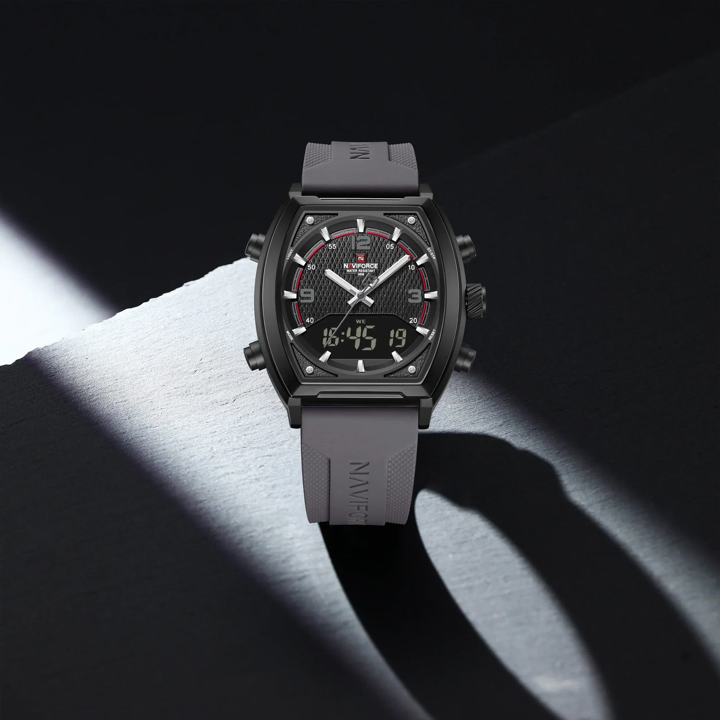 NAVIFORCE Watch 9242 Waterproof Luxury Wristwatch for Men.