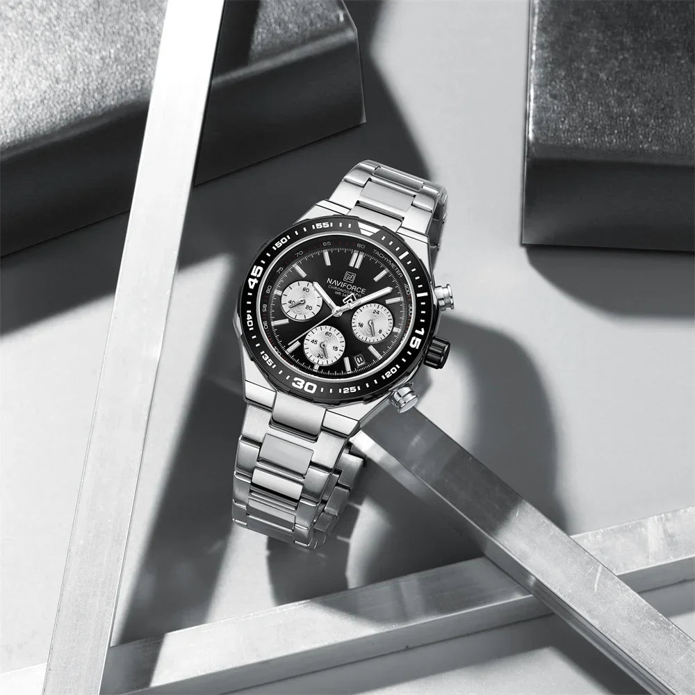 NAVIFORCE 8049 - Men's Waterproof Quartz Watch