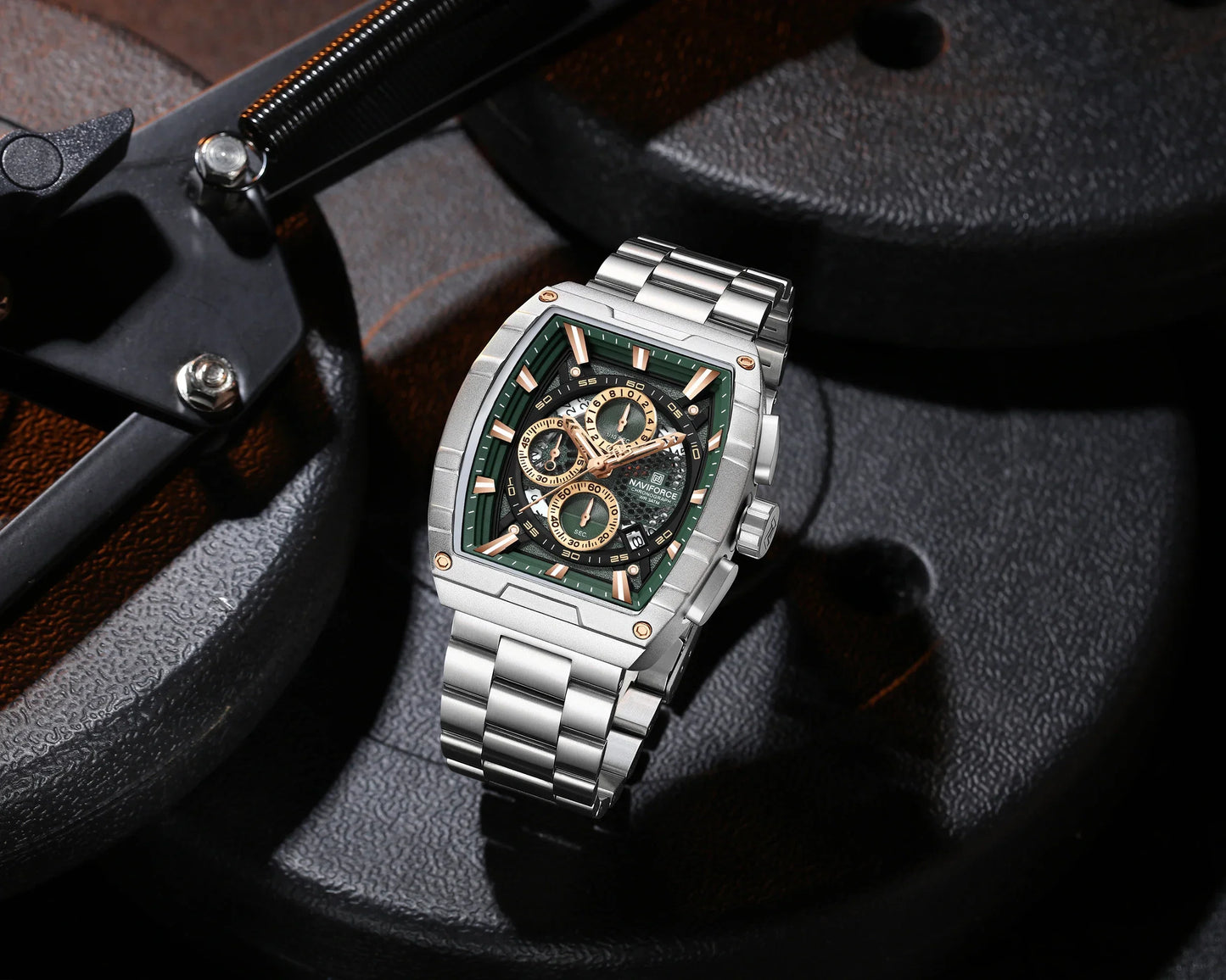 NAVIFORCE Watch 8066 Business Waterproof  Quartz Watch.