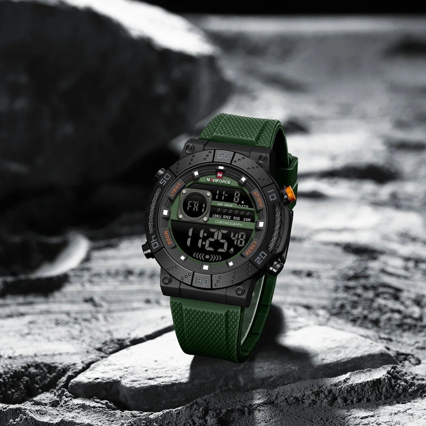 NAVIFORCE Watch 9241T Business Waterproof  Quartz Watch.