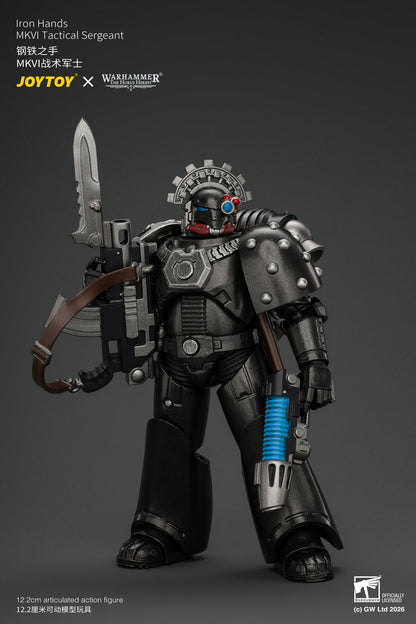 (29/10/2026) Iron Hands MkVI Tactical Sergeant with Bolter, Plasma Pistol & Power sword - "The Horus Heresy" Warhammer 1/18 Action Figure By JOYTOY
