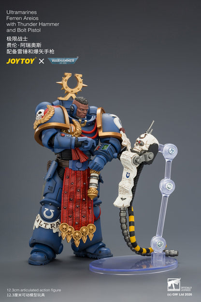 (8/8) Ultramarines Ferren Areios with Thunder Hammer and Bolt Pistol - Warhammer 40k 1/18 Action Figure By JOYTOY